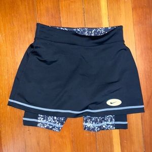 Nike tennis skirt women S/XS; girls M